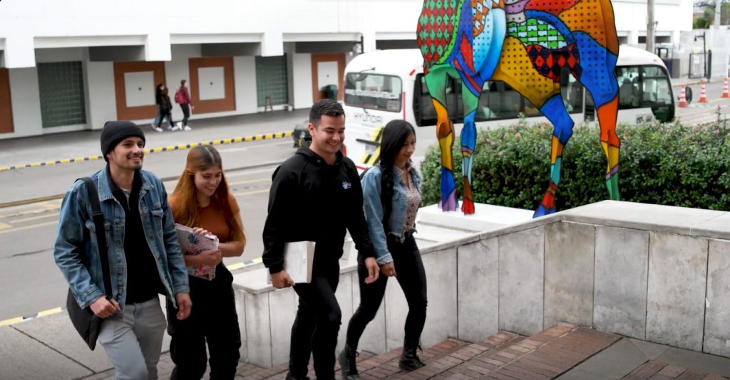 ¡Estos son los ganadores de la Beca de Honor a la Excelencia Académica!