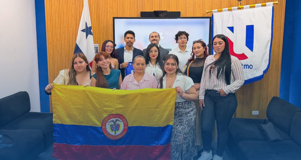Conectamos saberes sin fronteras: así fue nuestra misión académica en Panamá Conectamos saberes sin fronteras: así fue nuestra misión académica en Panamá